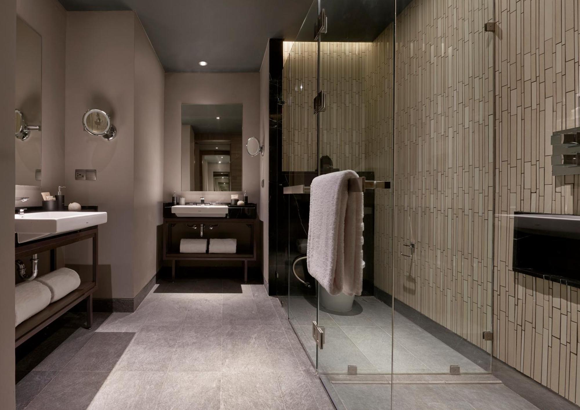 Alila Scbd Jakarta Værelse billede